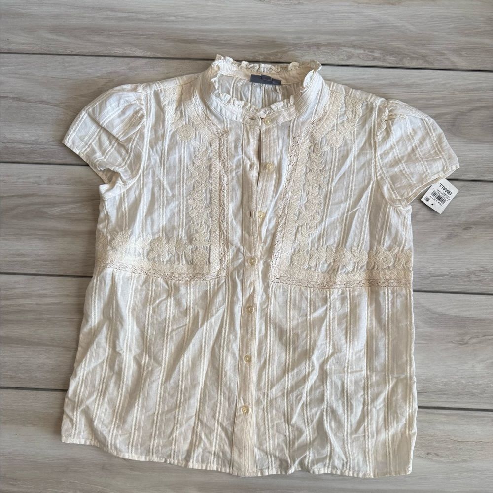 Style & Co Embroidered Button Front Blouse Cream Small NWT - Picture 2 of 7